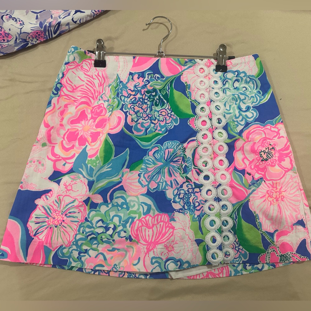 Lilly Pulitzer skort size 6